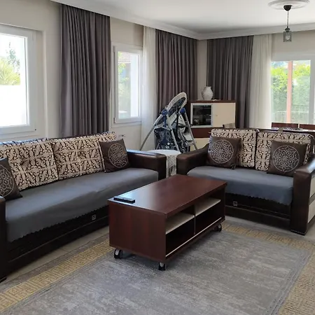 Pervin فيلة داليان